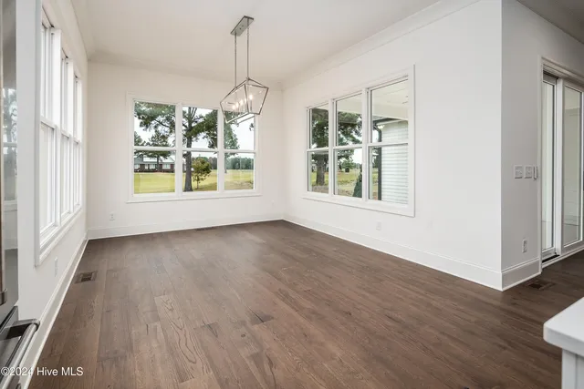 $789,900 | 46 Pine Tree Point, Snow Hill, NC 28580