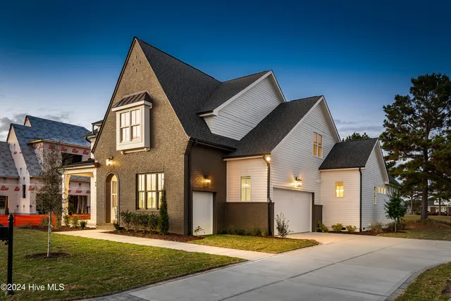 $789,900 | 46 Pine Tree Point, Snow Hill, NC 28580