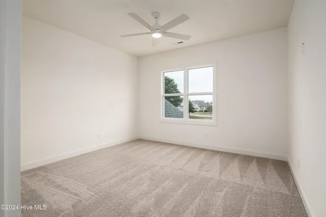 $789,900 | 46 Pine Tree Point, Snow Hill, NC 28580