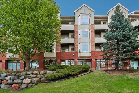 $249,900 | 301 Harbour Town Drive, Unit 432, Madison, WI 53717