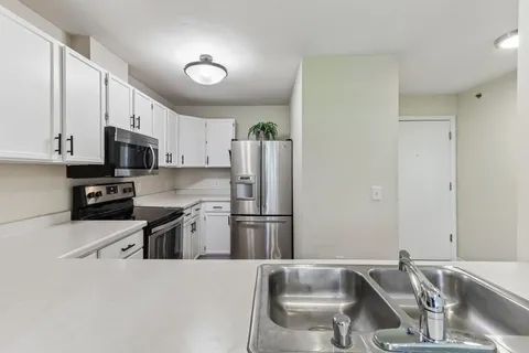 $249,900 | 301 Harbour Town Drive, Unit 432, Madison, WI 53717