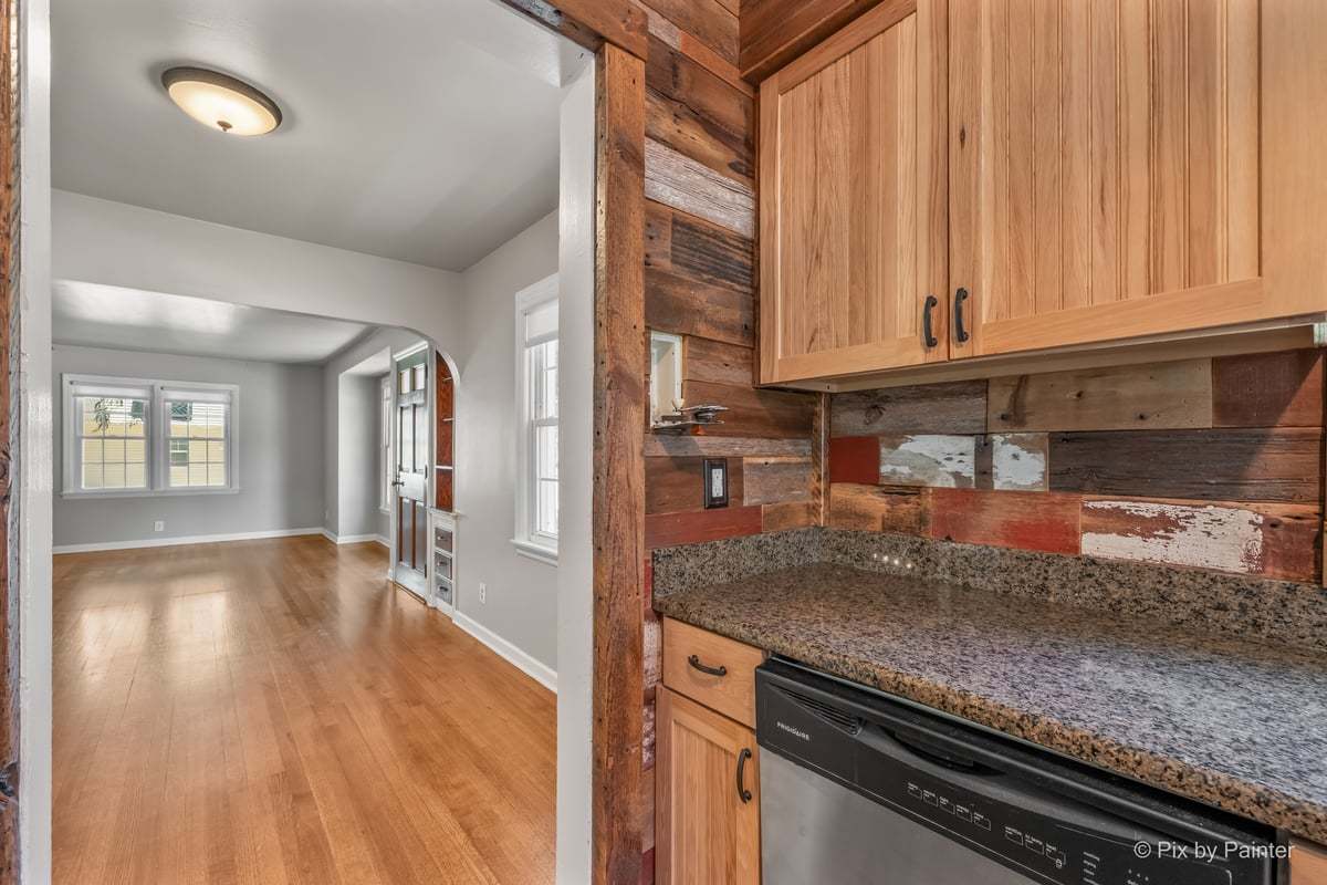 511 South Prairie Street Batavia, IL 60510 - Photo 8 of 35