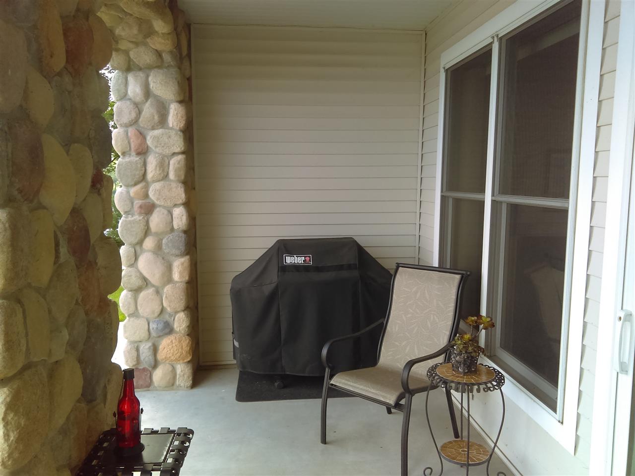 9042 East Hatchery Road, Unit 2 Syracuse, IN 46567 - Photo 8 of 13 Gallery Image 8