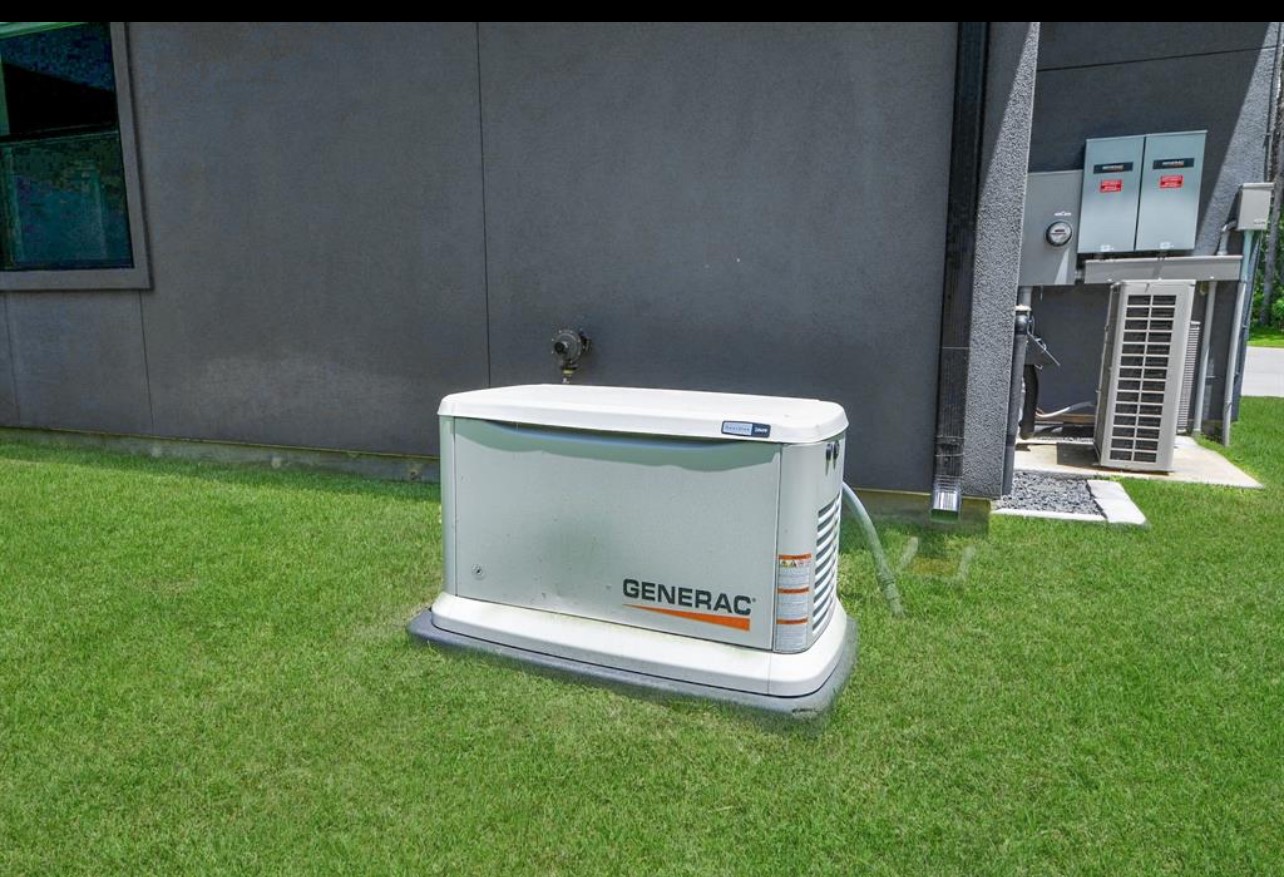 12784 Oak Barrel Road Willis, TX 77378 - Photo 4 of 28 a view of a tiny house with backyard