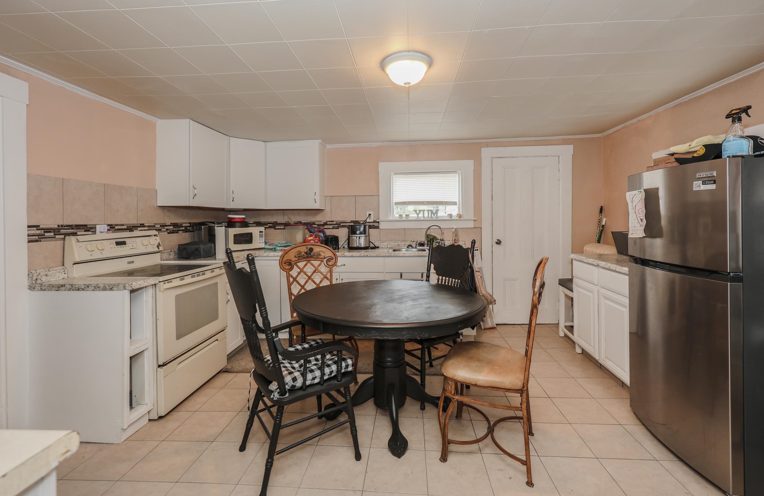 15 Pleasant Street Farmington, NH 03835 - Photo 17 of 33 Gallery Image 17