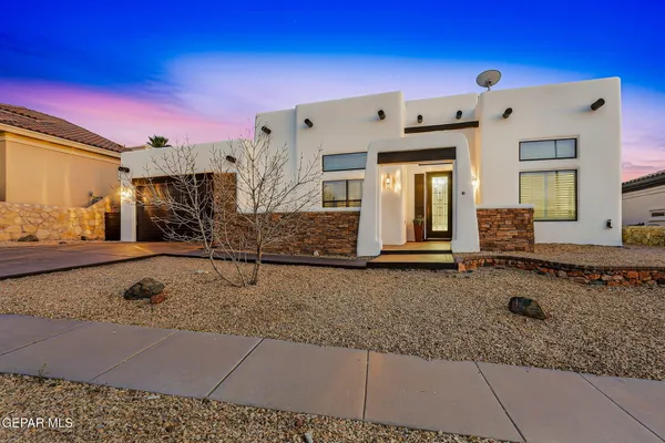 $679,900 | 6252 Franklin Hawk Avenue, El Paso, TX 79912