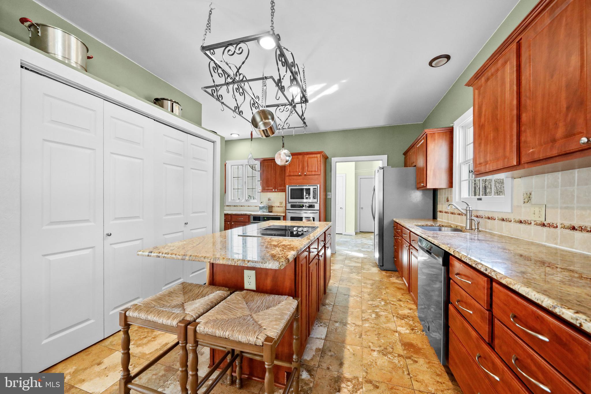4 Ridge Court Medford, NJ 08055 - Photo 14 of 49 Kitchen