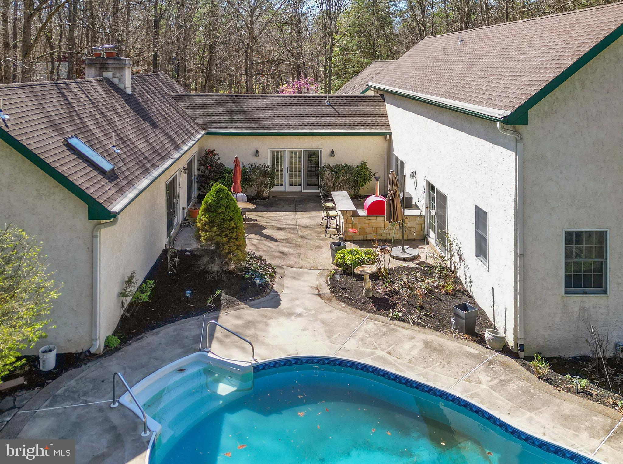 4 Ridge Court Medford, NJ 08055 - Photo 39 of 49 Inground Pool