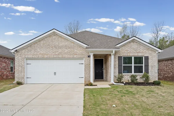 $299,000 | 20 Lee Creek Road, Byhalia, MS 38611