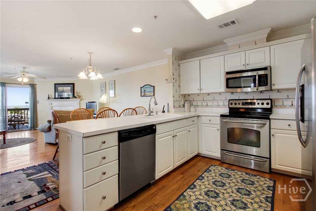 1701 Strand Avenue, Unit 8 Tybee Island, GA 31328 - Photo 5 of 23