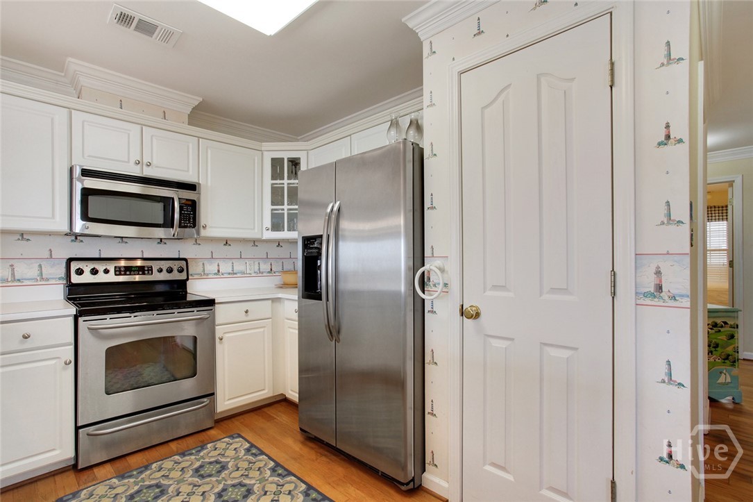 1701 Strand Avenue, Unit 8 Tybee Island, GA 31328 - Photo 6 of 23