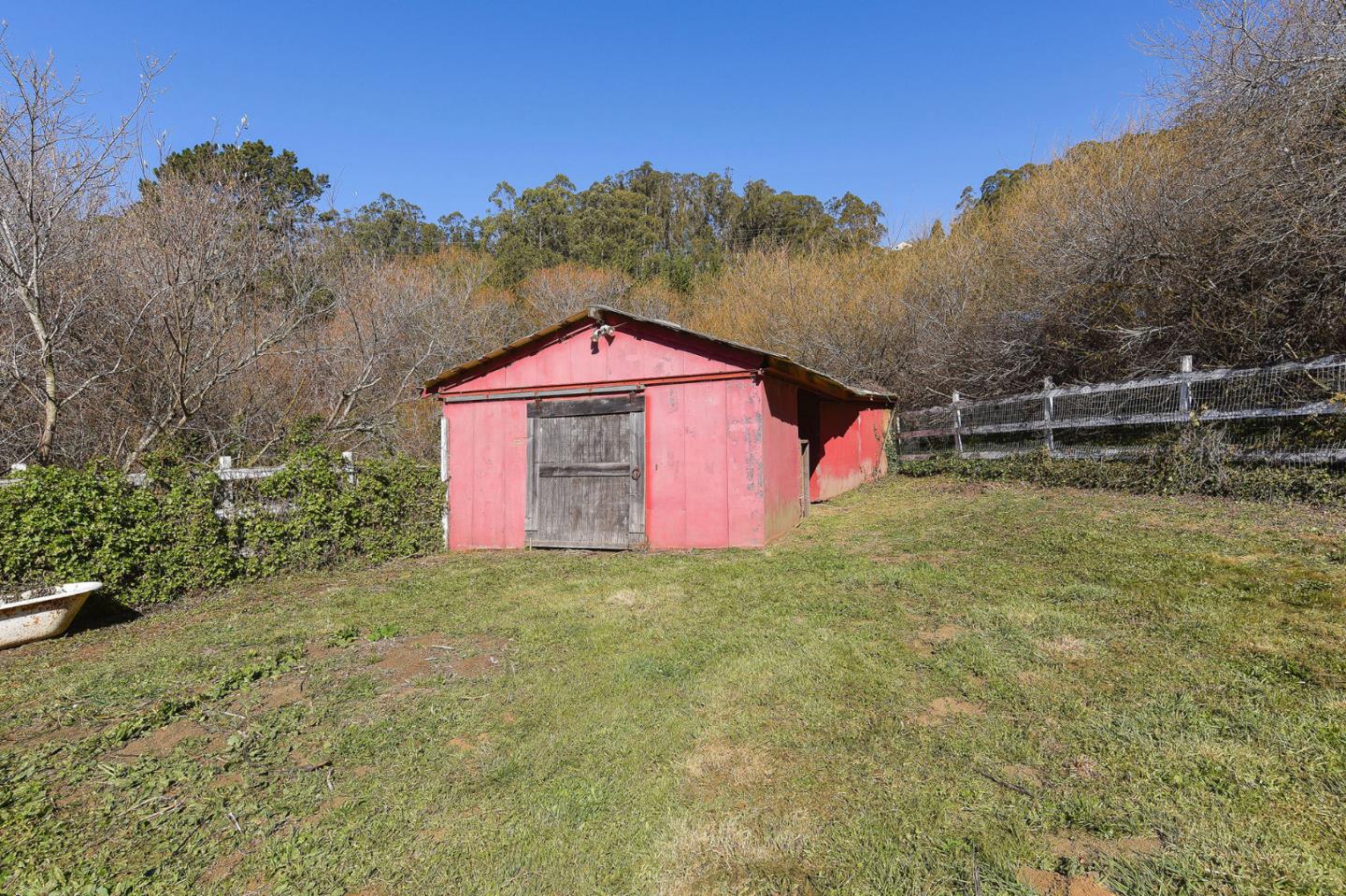 991 Zamora Drive Pacifica, CA 94044 - Photo 8 of 26