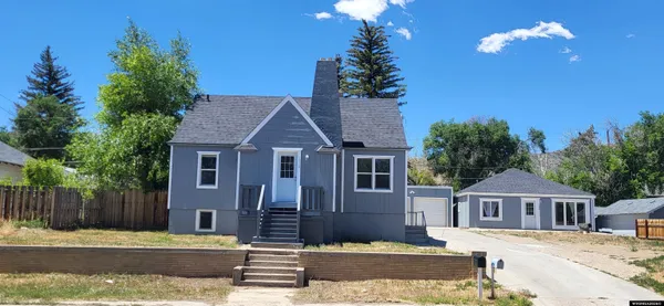 $370,000 | 1018 7th Street, Rawlins, WY 82301