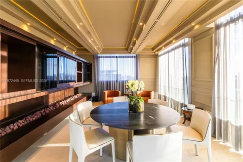 $16,113,450 | 1377 R. Leopoldo Couto Magalhães Júnior, Unit PH23