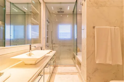 $16,113,450 | 1377 R. Leopoldo Couto Magalhães Júnior, Unit PH23