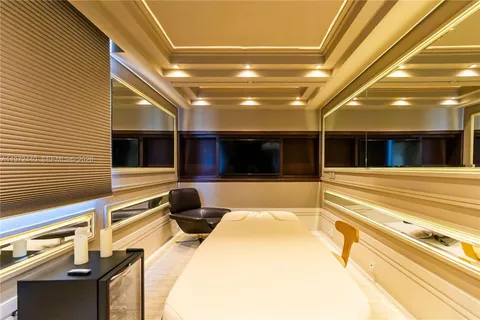 $16,113,450 | 1377 R. Leopoldo Couto Magalhães Júnior, Unit PH23