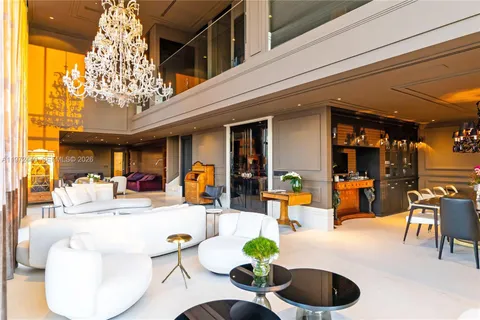 $16,113,450 | 1377 R. Leopoldo Couto Magalhães Júnior, Unit PH23