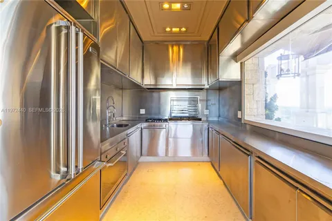 $16,113,450 | 1377 R. Leopoldo Couto Magalhães Júnior, Unit PH23