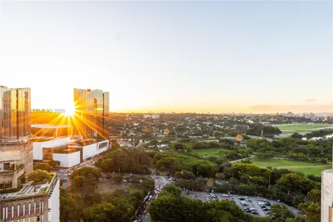 $16,113,450 | 1377 R. Leopoldo Couto Magalhães Júnior, Unit PH23