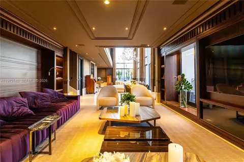 $16,113,450 | 1377 R. Leopoldo Couto Magalhães Júnior, Unit PH23