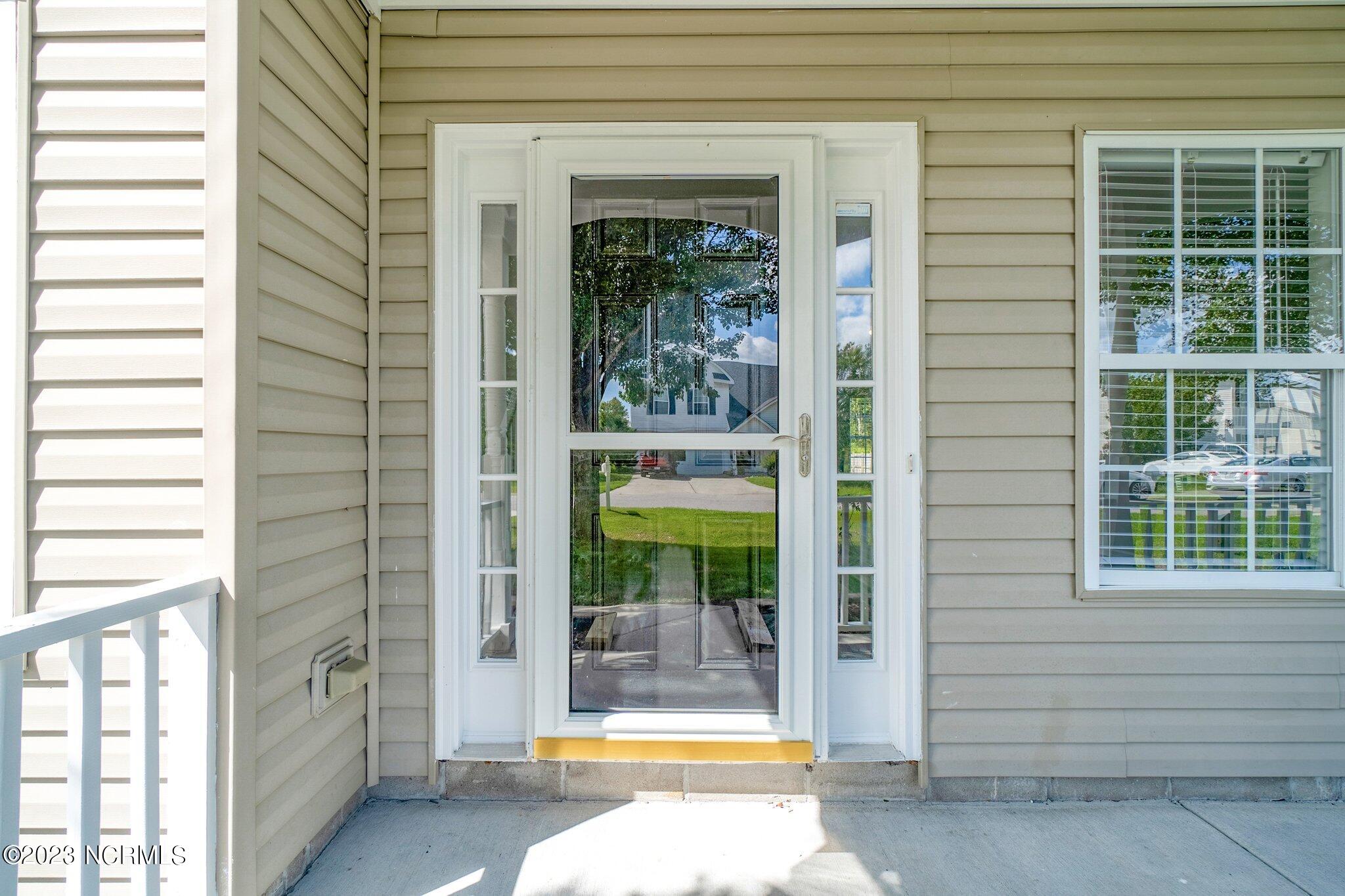 242 Green View Road Moyock, NC 27958 - Photo 5 of 32 Front porch