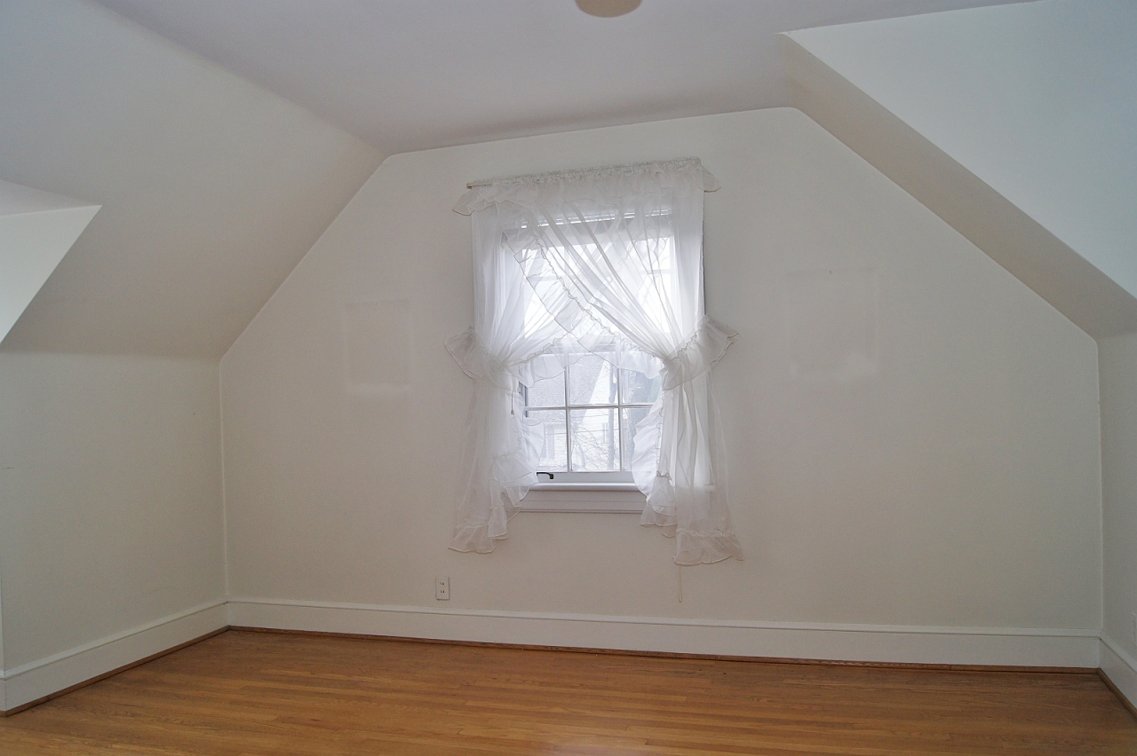 2527 Montvale Road Southwest Roanoke, VA 24015 - Photo 11 of 26 photo