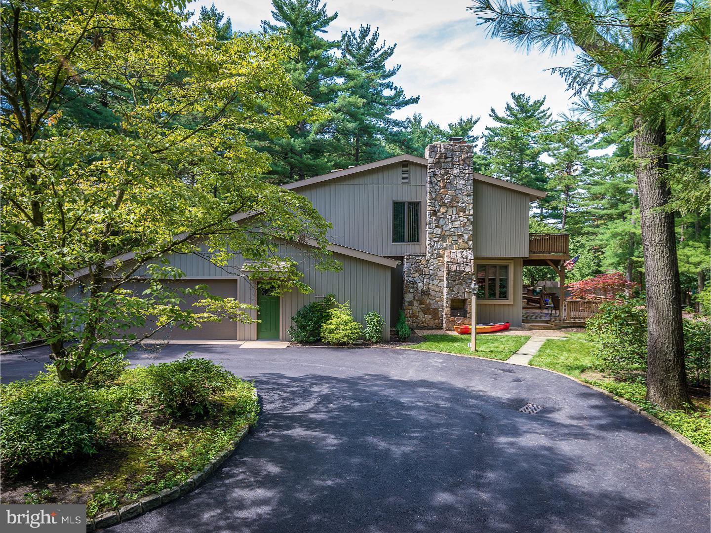 15 Piney Run Road Medford, NJ 08055 - Photo 5 of 25 Exterior Side