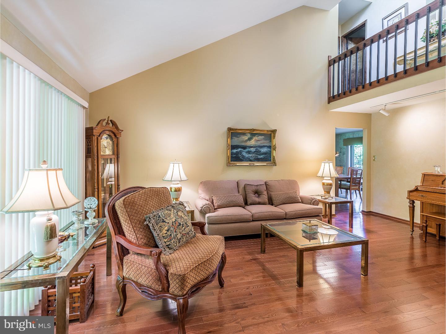 15 Piney Run Road Medford, NJ 08055 - Photo 10 of 25 Living Room