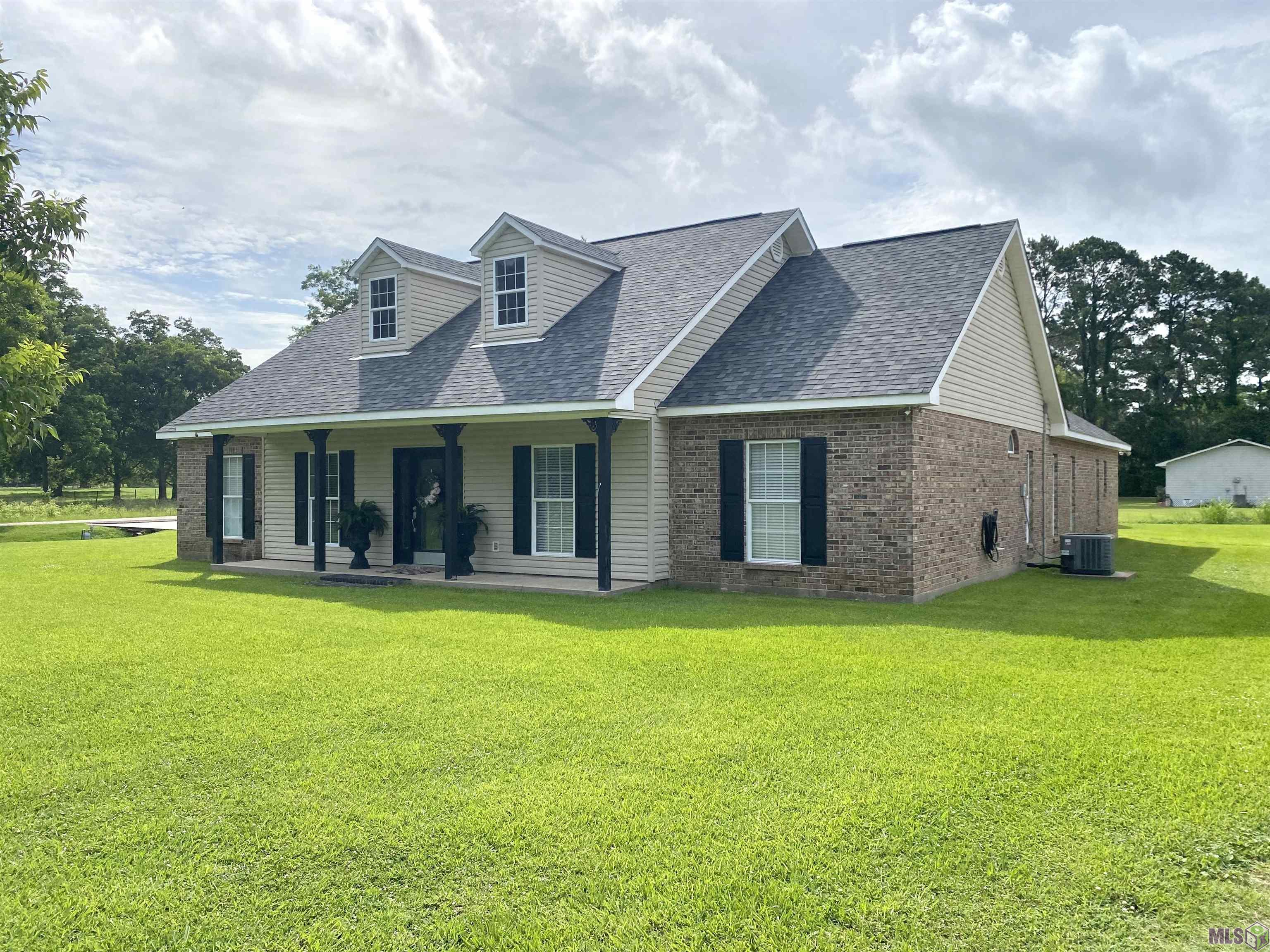14395 Grand Bay Road Jarreau, LA 70749 - Photo 2 of 19