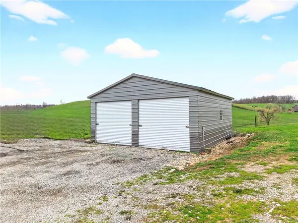 $330,000 | 409 Pleasant Valley Road, Bulger, PA 15019