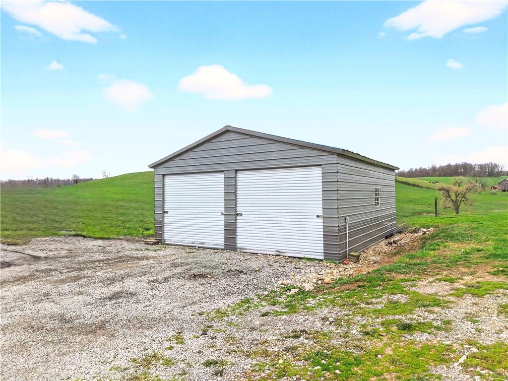 409 Pleasant Valley Road Bulger, PA 15019 - Photo 28 of 50