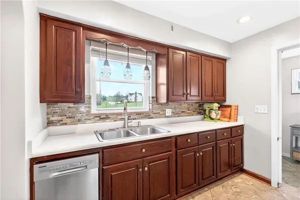 $330,000 | 409 Pleasant Valley Road, Bulger, PA 15019