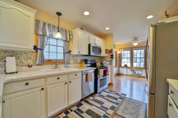 $374,900 | 14330 Northwoods Drive, Baxter, MN 56425