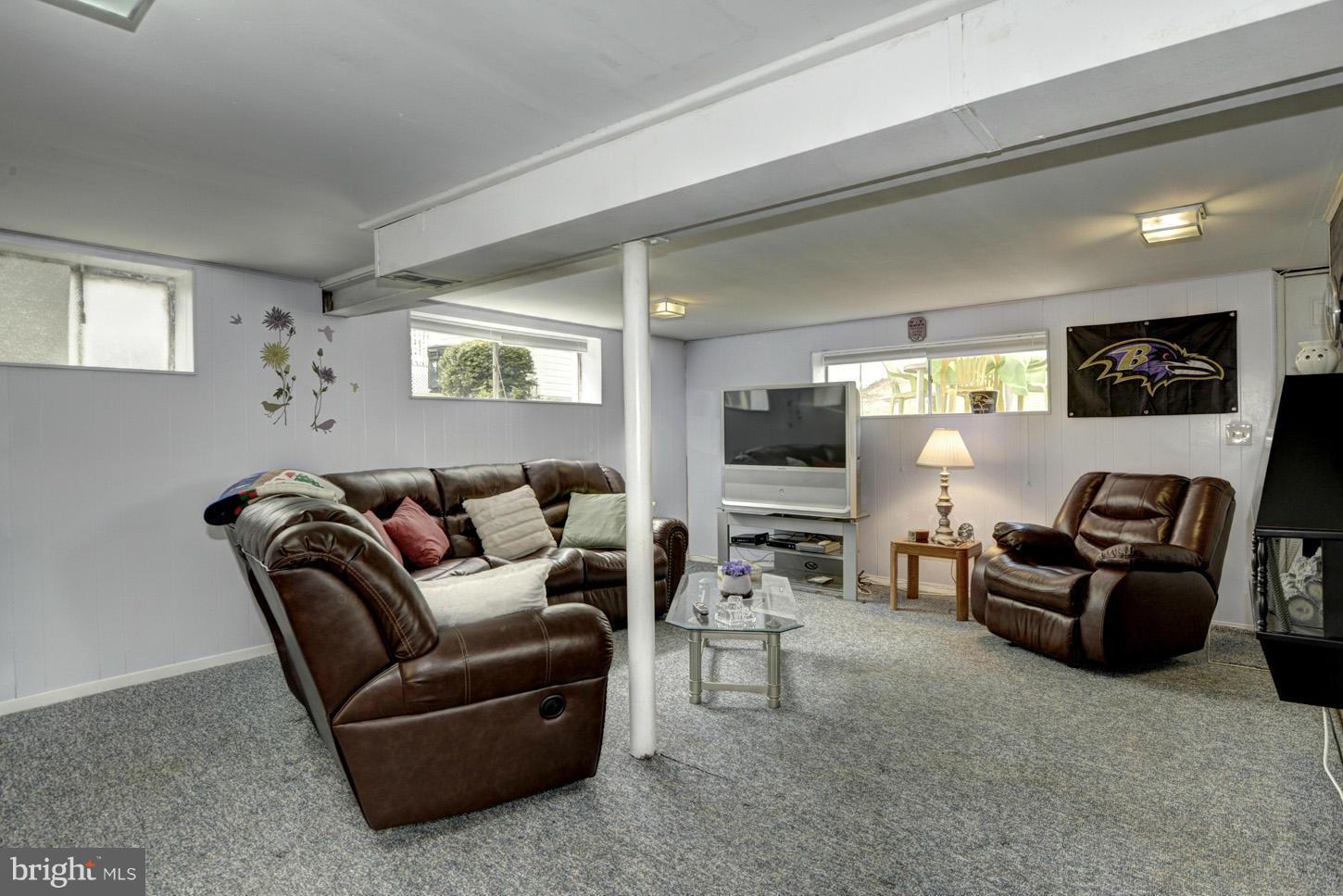 102 Oakmere Road Owings Mills, MD 21117 - Photo 11 of 17 Family Room