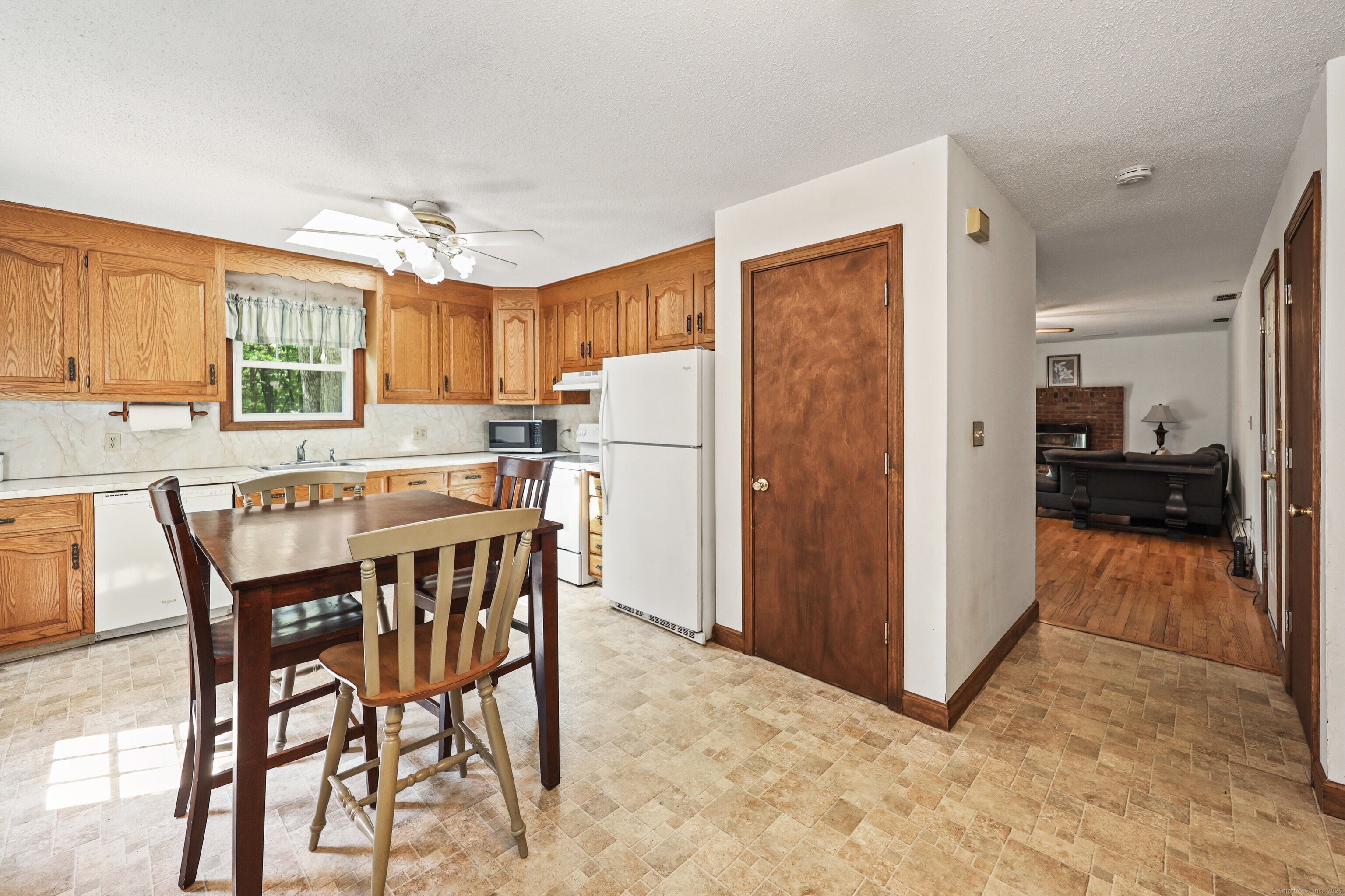 72 Talmadge Hill Road Prospect, CT 06712 - Photo 11 of 33
