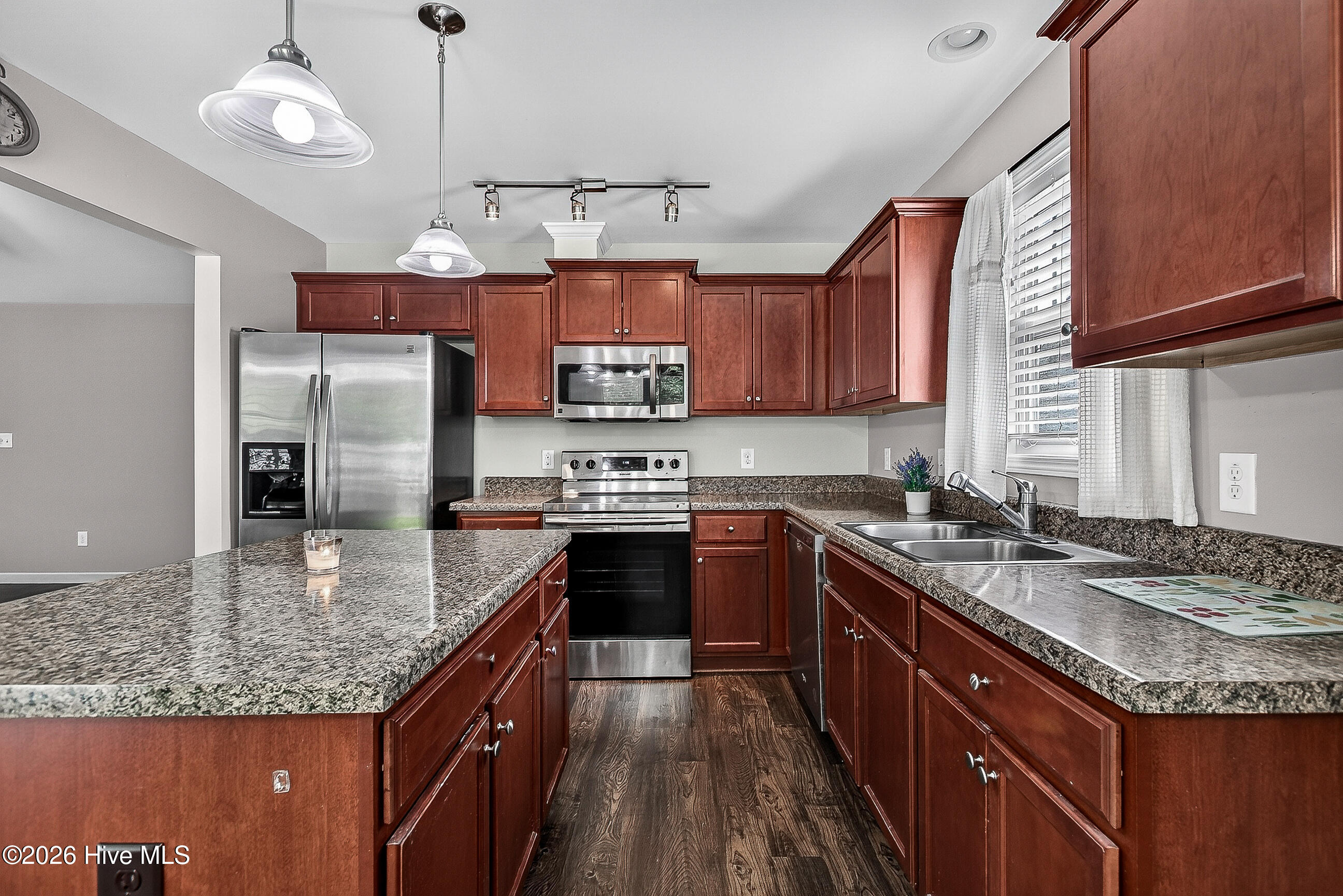253 Merin Height Road Jacksonville, NC 28546 - Photo 12 of 36