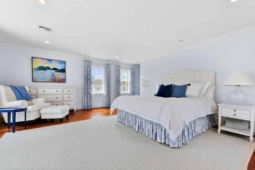 648 Main Street Hingham, MA 02043 - Photo 14 of 30