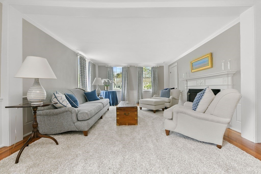 648 Main Street Hingham, MA 02043 - Photo 10 of 30