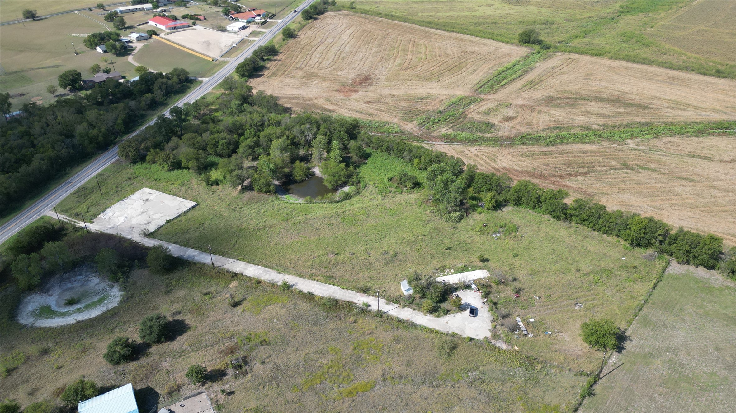 1012 East Fm 93 Road Temple, TX 76502 - Photo 10 of 40