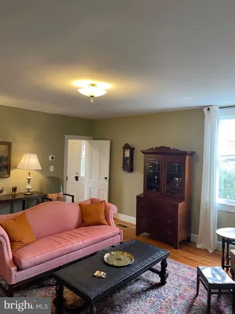 $3,100 | 39250 Little River Turnpike, Aldie, VA 20105