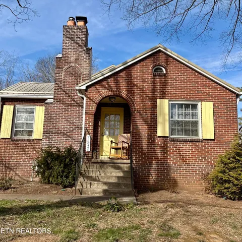 $399,900 | 2723 Keystone Avenue, Knoxville, TN 37917