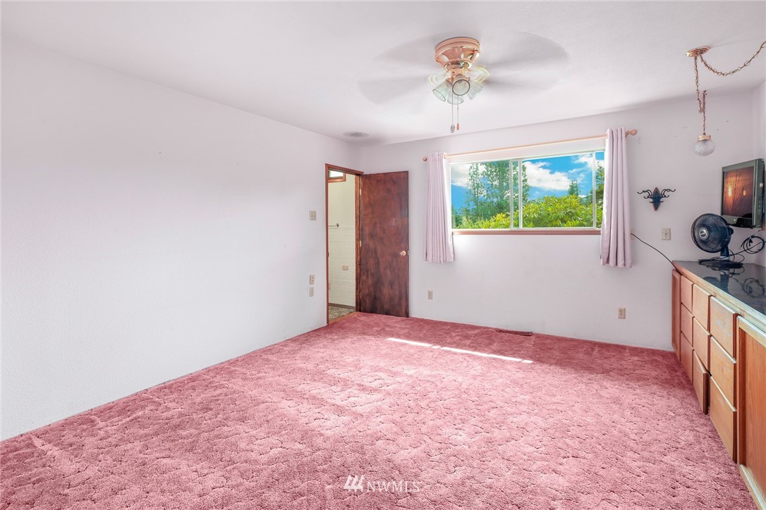 1333 East Smith Road Bellingham, WA 98226 - Photo 24 of 39