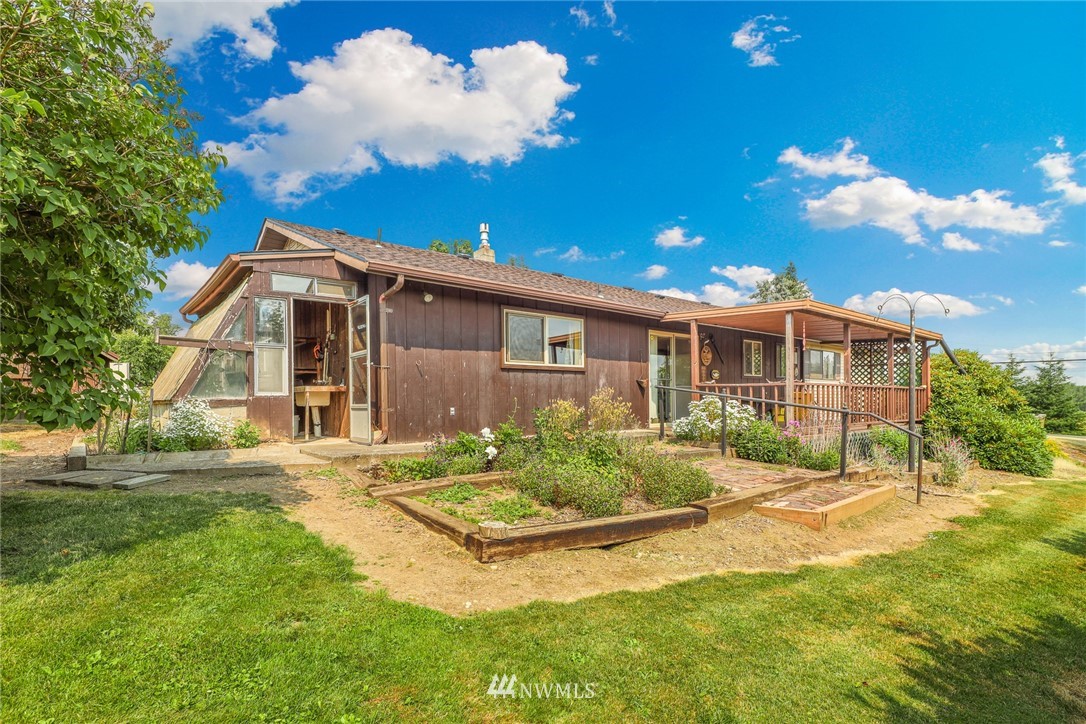 1333 East Smith Road Bellingham, WA 98226 - Photo 7 of 39