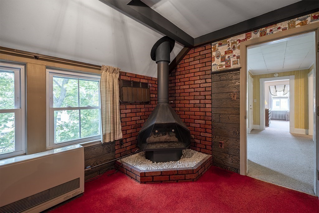 23 Salem Road Billerica, MA 01862 - Photo 22 of 42 a living room with furniture