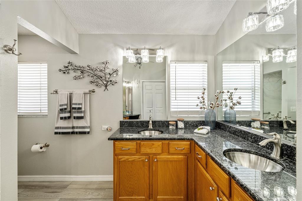 17984 Southeast 89th Rothway Court The Villages, FL 32162 - Photo 22 of 39