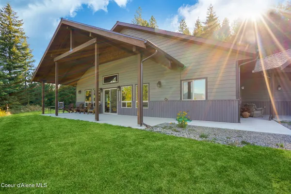 $739,000 | 273 Paradise Valley Road, Bonners Ferry, ID 83805
