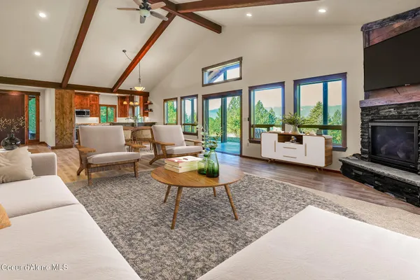 $739,000 | 273 Paradise Valley Road, Bonners Ferry, ID 83805