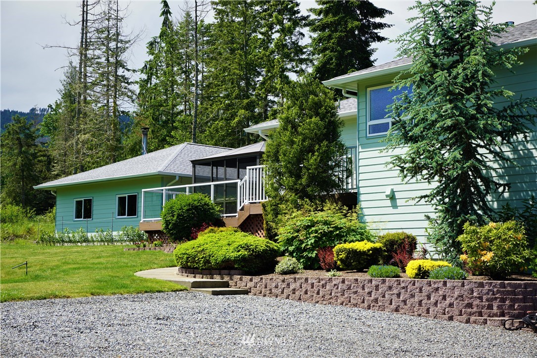 4512 South Old Mill Road Port Angeles, WA 98362 - Photo 8 of 39 Gallery Image 8