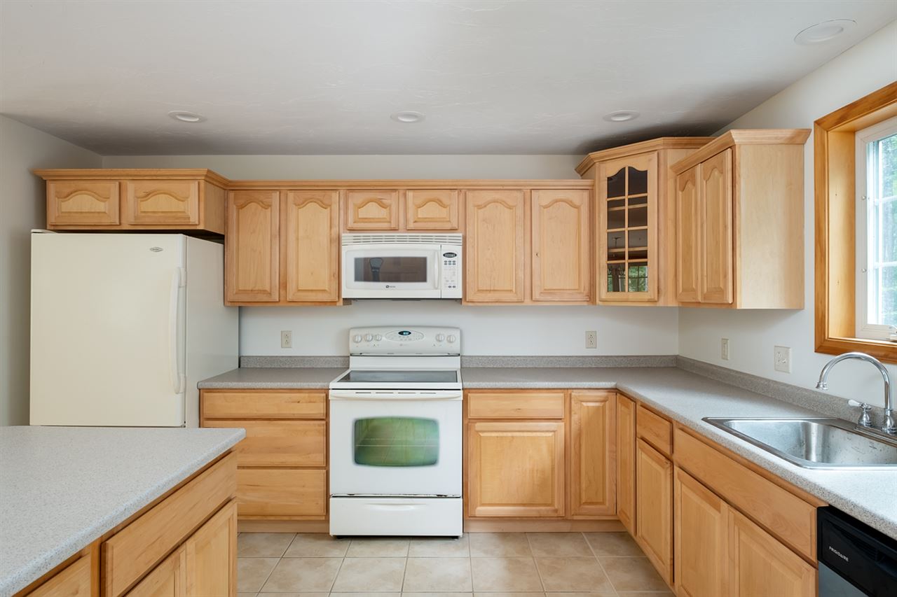341 Muchado Hill Road Alton, NH 03809 - Photo 8 of 32 Gallery Image 8