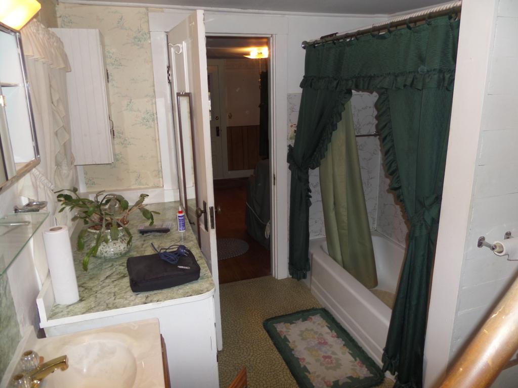 185 Depot Road Tamworth, NH 03886 - Photo 10 of 12 Gallery Image 10